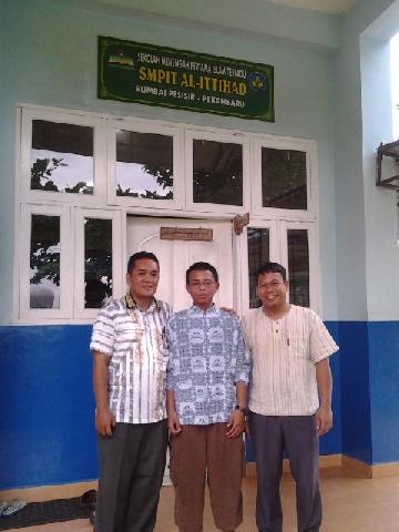 M Rafif EW Selalu Belajar Setelah Shalat Isya