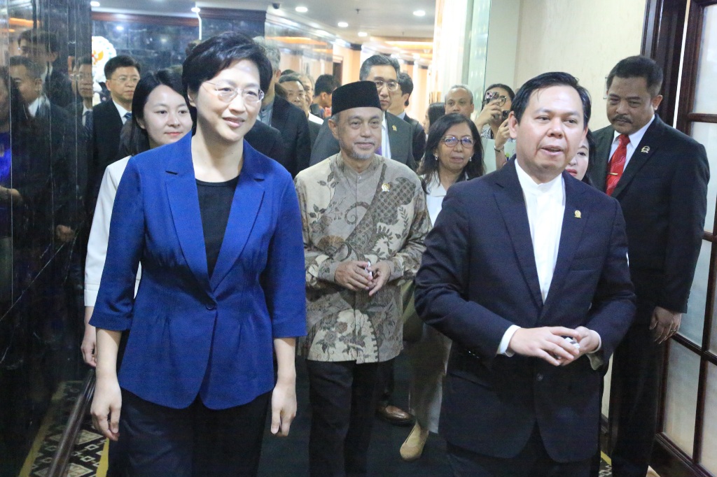 Tingkatkan Perekonomian Indonesia, Ketua DPD RI Dukung Kerja Sama dengan Sichuan