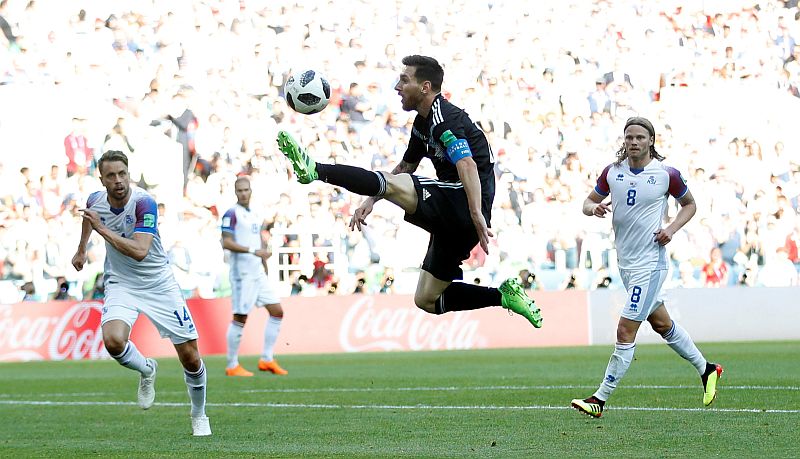 Messi Gagal Penalti, Argentina Diimbangi Islandia 1-1 Usai