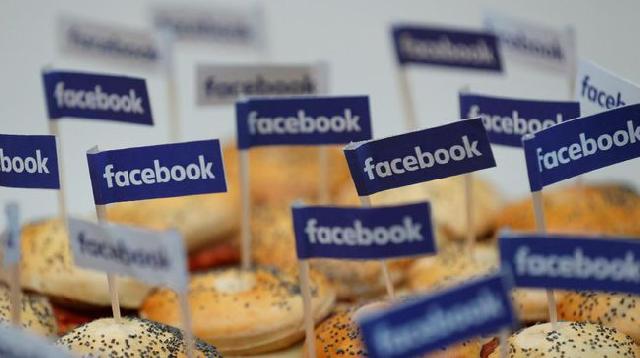 'Penduduk' Facebook Setara Seperempat Warga Dunia