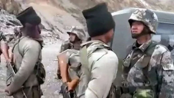 Perwira Tentara China Tewas di Bentrok Maut Lawan India