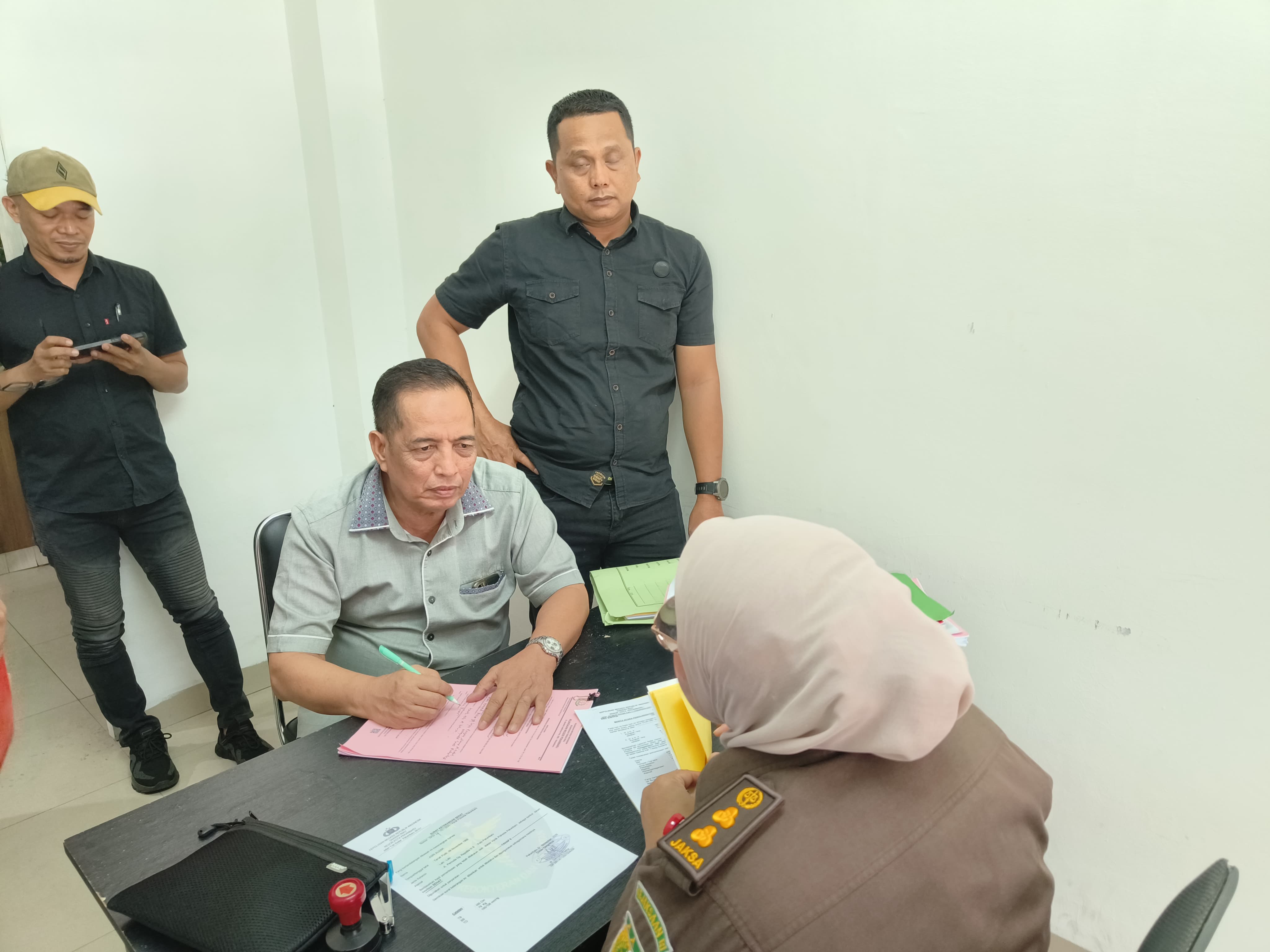 Kasus Dugaan Penipuan Rp5,2 Miliar, Asri Auzar Jalani Sidang Perdana 20 November