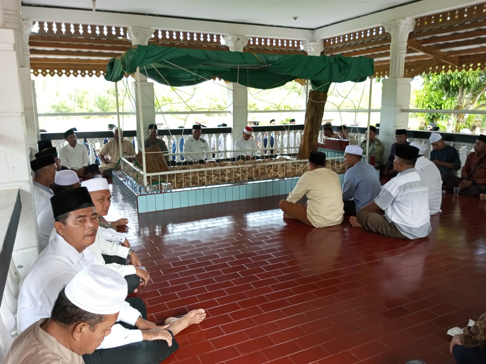 Anggota DPRD Habiburrahman Ajak Ikrarkan Hari Halal Bihalal Masyarakat Kuntu