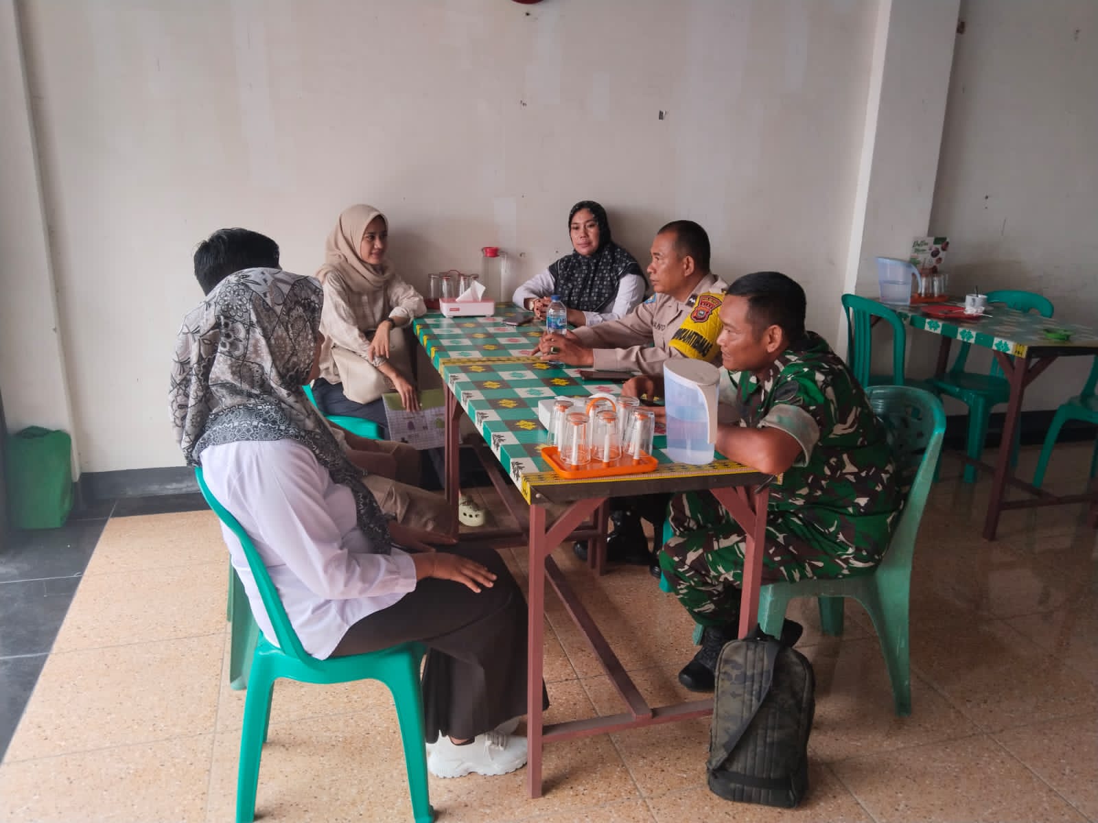Sinergitas Tiga Pilar di Kedai Kopi, Pastikan Keamanan Jelang Pilkada Serentak 2024 di Pekanbaru