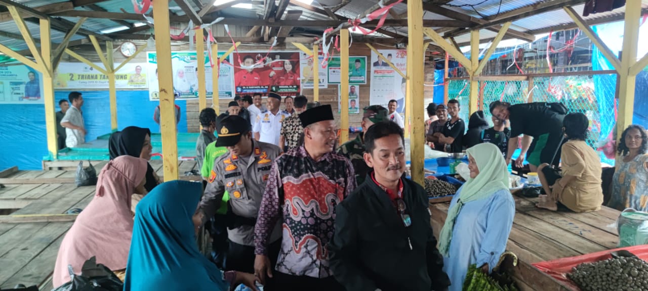 Kapolsek Mandah Gandeng Danramil dan Camat Cooling System Pemilu Damai 2024