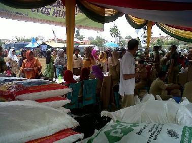 1.000 Warga Kelurahan Sail Dapat Kupon Pasar Murah