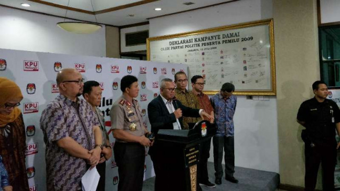 SAH! KPU Putuskan Jokowi-Maruf dan Prabowo-Sandi Penuhi Syarat Maju Pilpres 2019