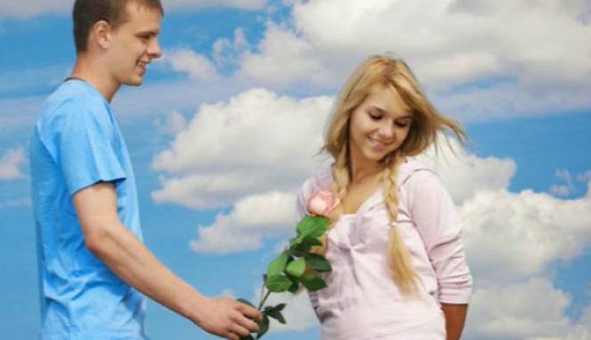 Ini Lima Trik Ampuh Jika Ingin Dekati Gadis Pemalu