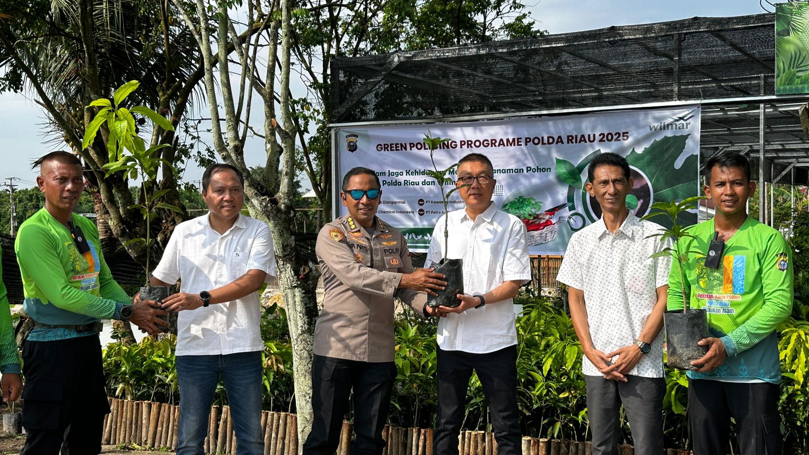 Bank Pohon, Inisiatif Polda Riau untuk Konservasi dan Ketahanan Pangan