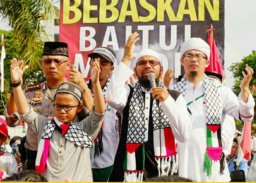Massa Aksi Bela Baitul Maqdis di Pekanbaru Turut Doakan Lima Polisi Gugur di Mako Brimob