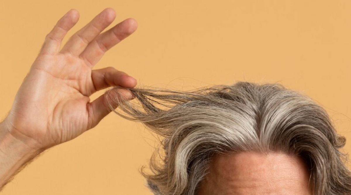 Berikut Tips Memperlambat Tumbuhnya Uban