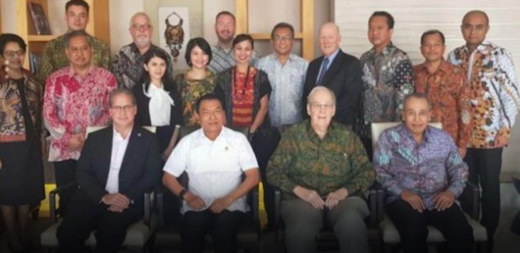 Bos Asia Sentinel dan Moeldoko Foto Bareng, Istana Terlibat Fitnah SBY?