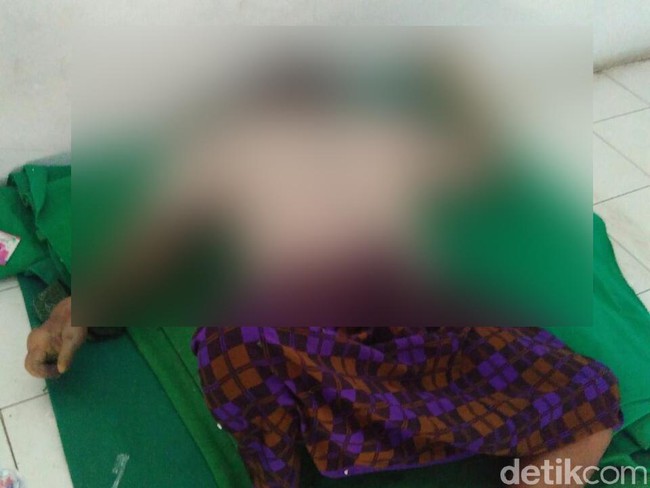Geger, Seorang Pria Tak Dikenal Ditemukan Sudah Jadi Mayat di Dalam Masjid