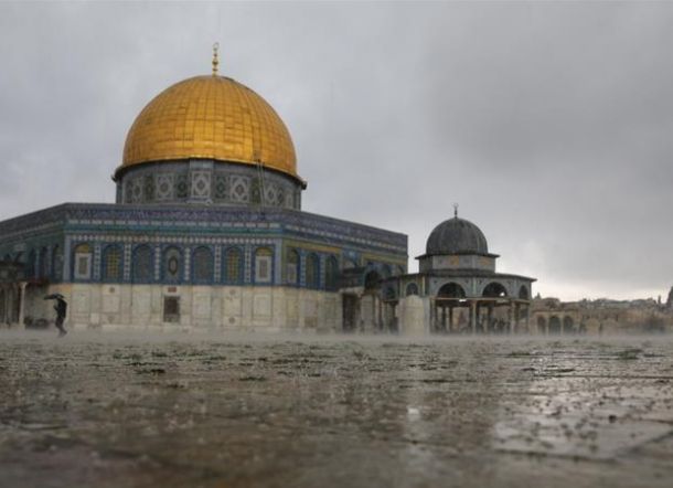Cegah Penyebaran Covid-19, Gerbang Masjid Al-Aqsa Ditutup