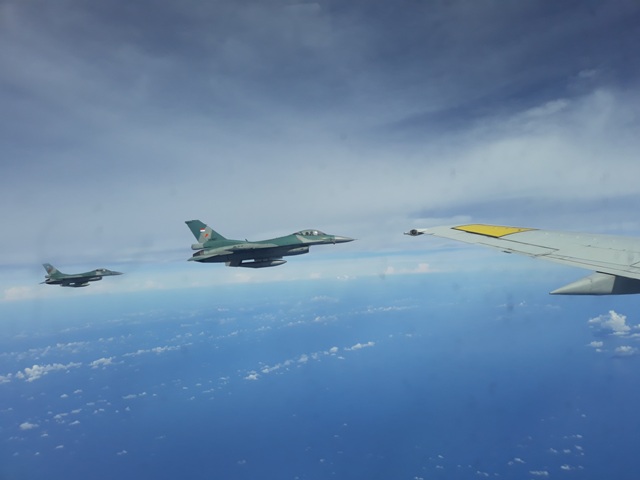 Dikawal 4 Pesawat Tempur, Panglima TNI Terbang ke Natuna Tinjau Pangkalan Militer