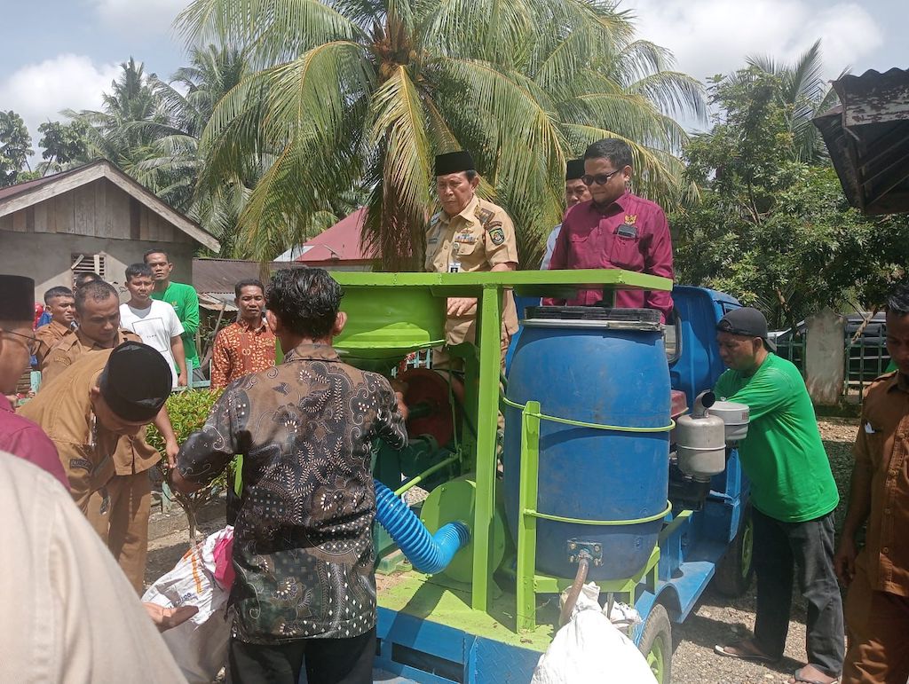 BAZNAS Rohul Bantu Rp316 Juta Lebih untuk Kampung Zakat di Desa Sialang Jaya