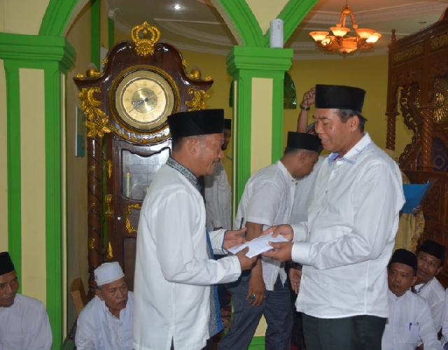 Walikota Pekanbaru Safari Ramadhan di masjid Ubudiyah