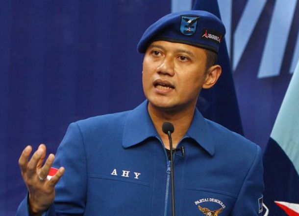 Tak Masuk Timses, AHY Jadi Jurkam Prabowo-Sandiaga Uno
