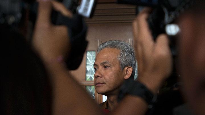 Ups ! Nazaruddin Mengaku Lihat Ganjar Pranowo Terima Uang Proyek E-KTP