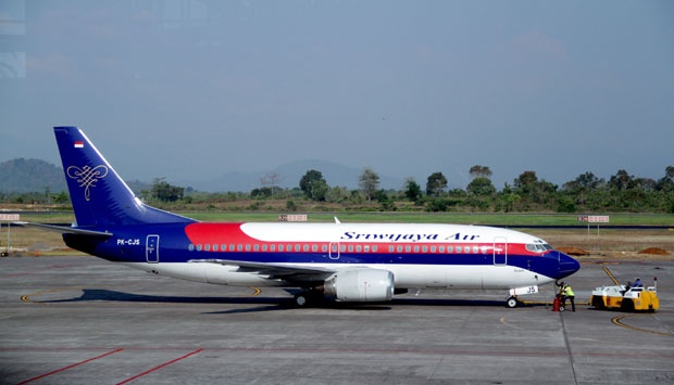 Pesawat Sriwijaya ke Makassar Batal Terbang, Penumpang Mengamuk