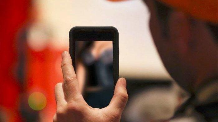 Perih Hati Suami Dikirimi Selingkuhan Istri Foto Syur di Bali