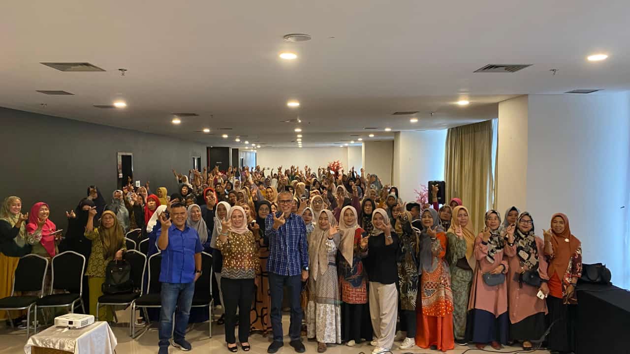 Silaturahmi Kader Posyandu Tuah Madani, Dukungan untuk Muflihun-Ade Hartati Kian Menguat