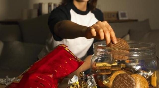 Ingin Sehat? Jangan Lakukan 5 Kebiasaan Buruk Ini Usai Bekerja