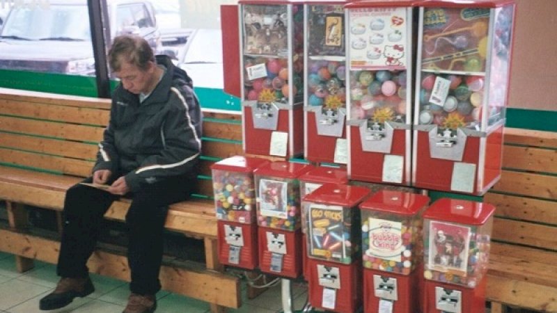 Pasang Nomor Lotre yang Sama selama 30 Tahun, Pria Ini Akhirnya Menang Rp6 Miliar