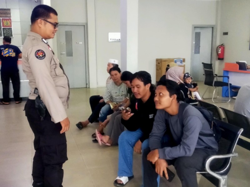 Polsek Kandis Cooling System di Area Publik Jelang Pilkada Serentak 2024