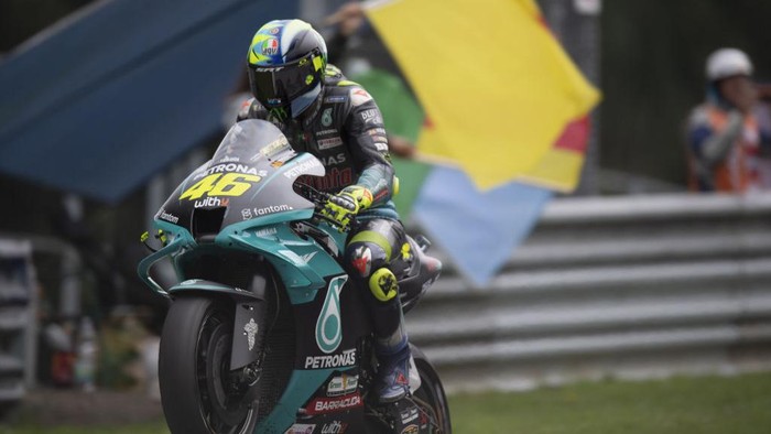 Umumkan Pensiun di Tengah Musim, Rossi Selamatkan Wajahnya Sendiri dari Malu Besar