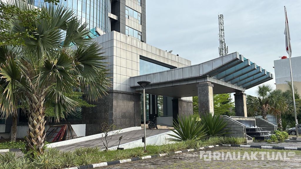 Kabar OTT Pejabat PUPR Riau Beredar, Suasana Kantor dan Rumah Dinas Gubernur Tetap Normal