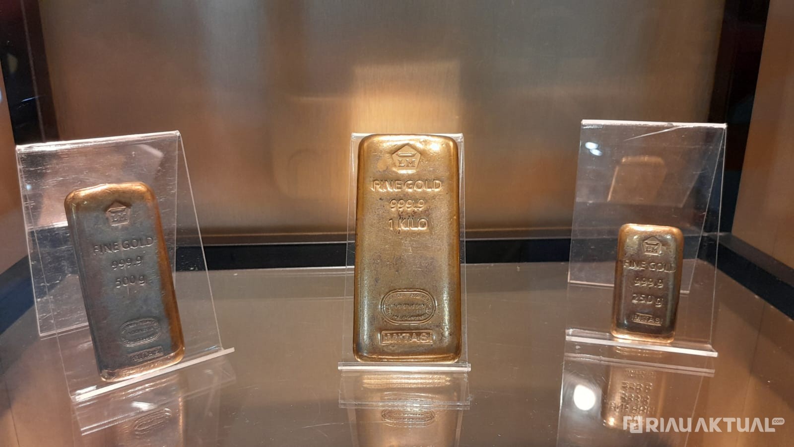 Harga Emas Antam 24 Juli 2025 Merosot Tajam, Berikut Daftarnya