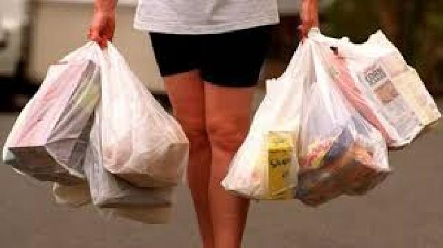 Meski Juknis Belum Turun, Ritel Bisa Terapkan Plastik Brabayar