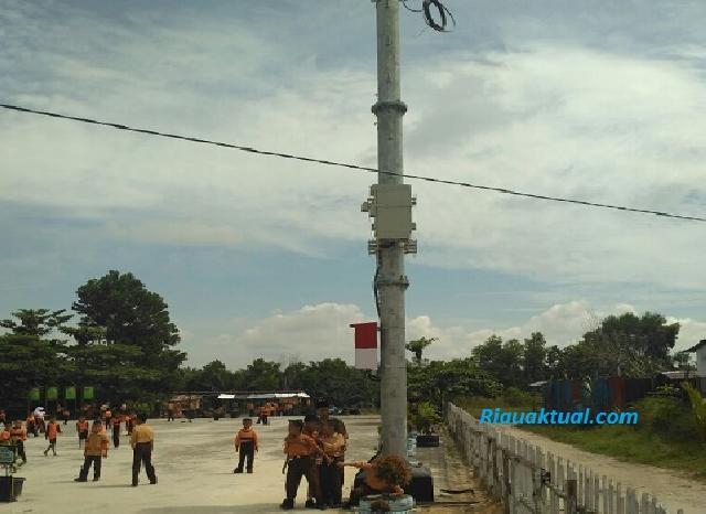 Tower Microcell Dihalaman Salah Satu Sekolah di Pekanbaru Terus Mendapat Kritikan