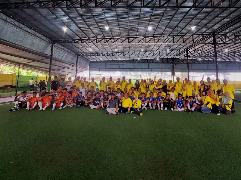 Buka Pertandingan Futsal Se-Pekanbaru, H Amran: Olahraga Tameng Generasi Muda