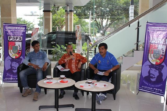 Hangtuah Mania Gelar Diskusi Selamatkan PSPS Pekanbaru