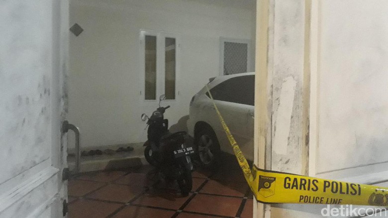 Selain Emas, Mobil Pasutri yang Tewas Terbungkus Bedcover Raib