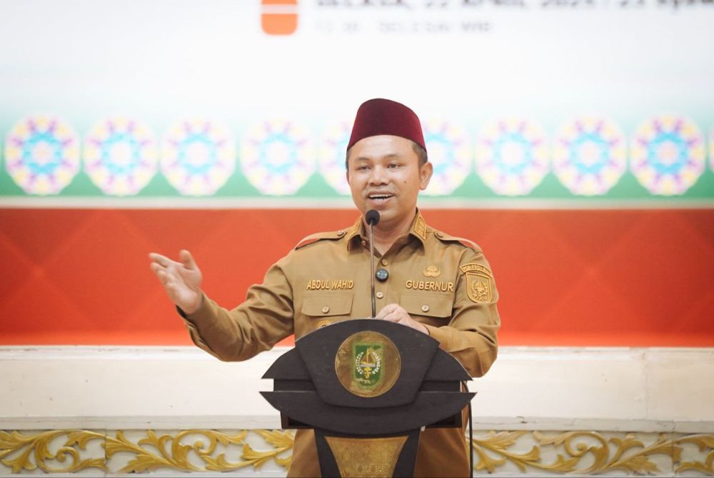 Siang Ini Gubri Abdul Wahid Serahkan SK 5.884 PPPK Tahap I dan II