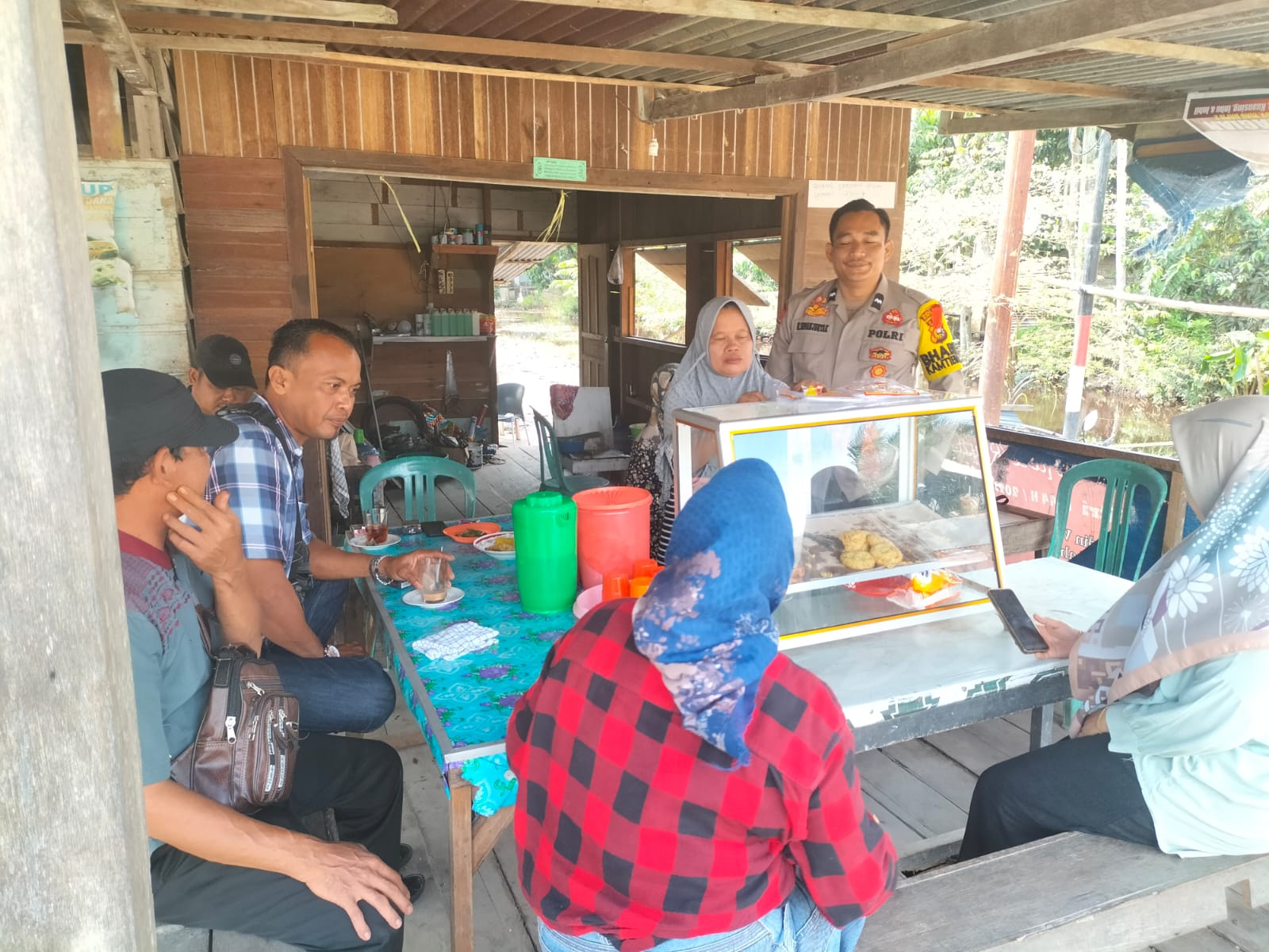 Polsek Enok Sambangi Desa Bagan Jaya Ajak Masyarakat Peduli dengan Pemilu 2024