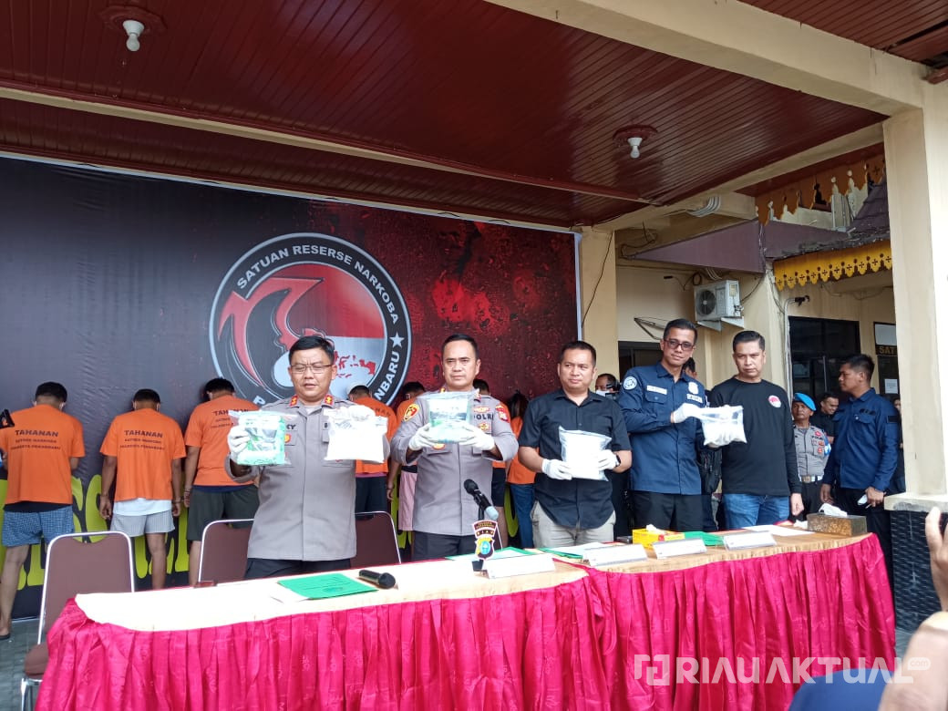 Bandar Narkoba Dibekuk, Peredaran 4,9 Kilo Sabu di Pekanbaru Digagalkan