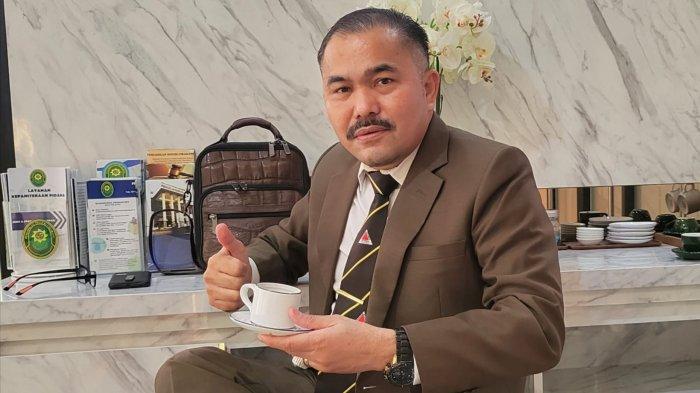 Pengacara Keluarga Brigadir Joshua Kamaruddin Menjadi Tersangka Setelah MA Kurangi Hukuman Ferdy Sambo Cs