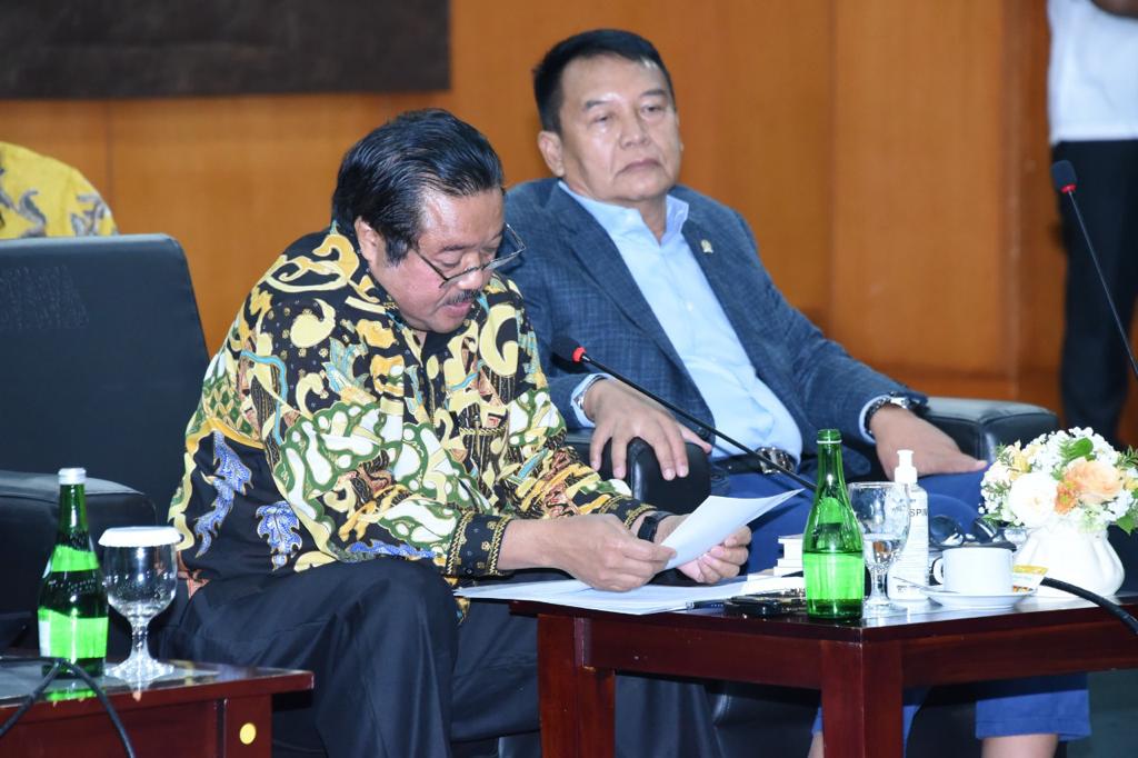 Wacana Tatib MPR Dijadikan Landasan Hukum PPHN Tuai Perdebatan, Idris Laena : Harus Diparipurnakan