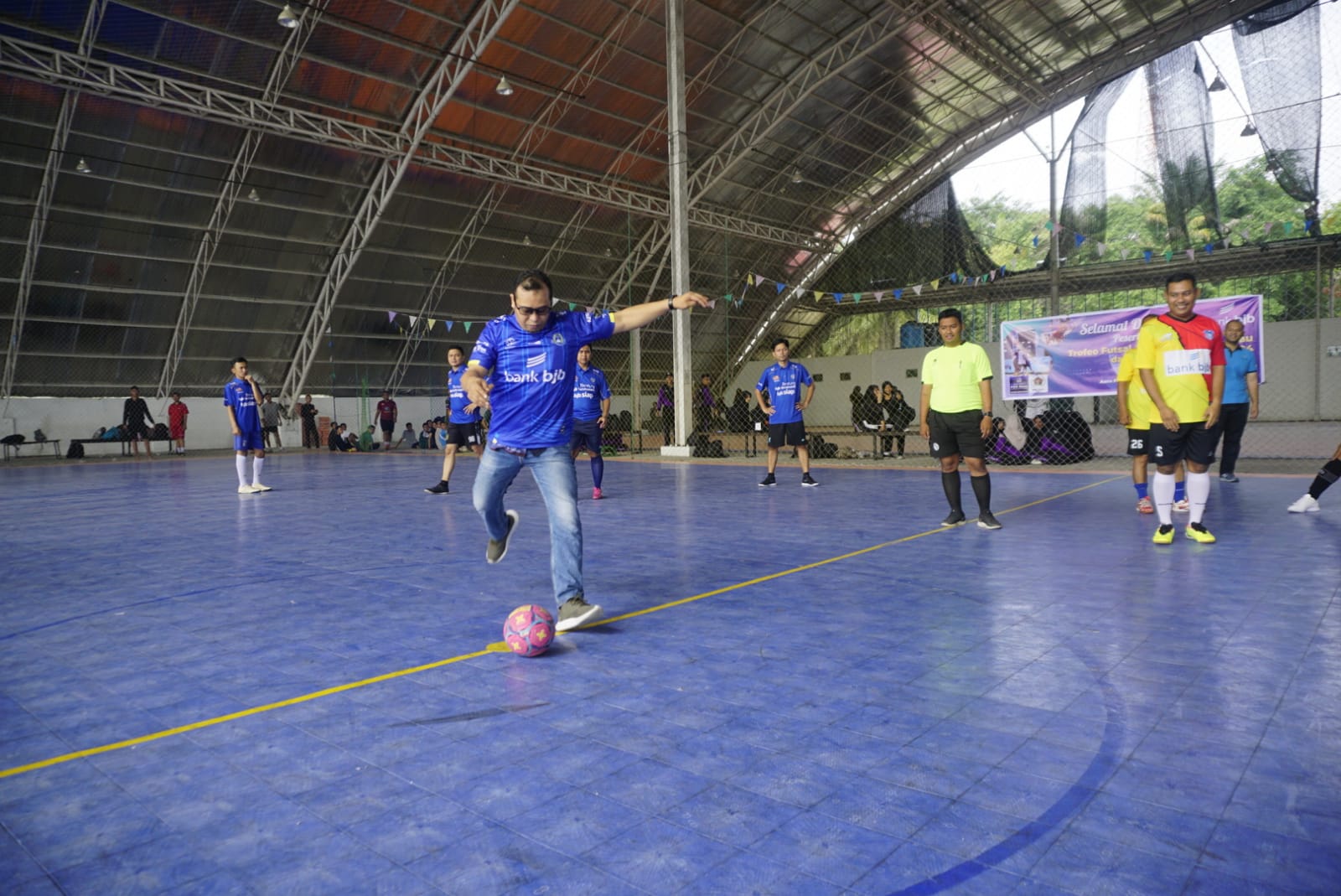 Bank BJB Gelar Trofeo Futsal Sebagai Ajang Silaturahmi Bersama Wartawan di Pekanbaru