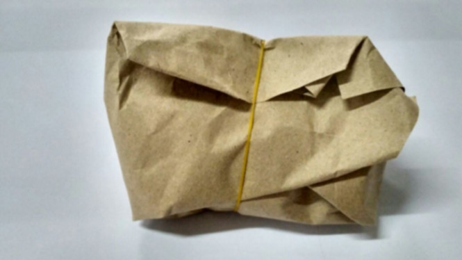 Ini Bahaya Bungkus Nasi Berwarna Cokelat, Jangan Abaikan