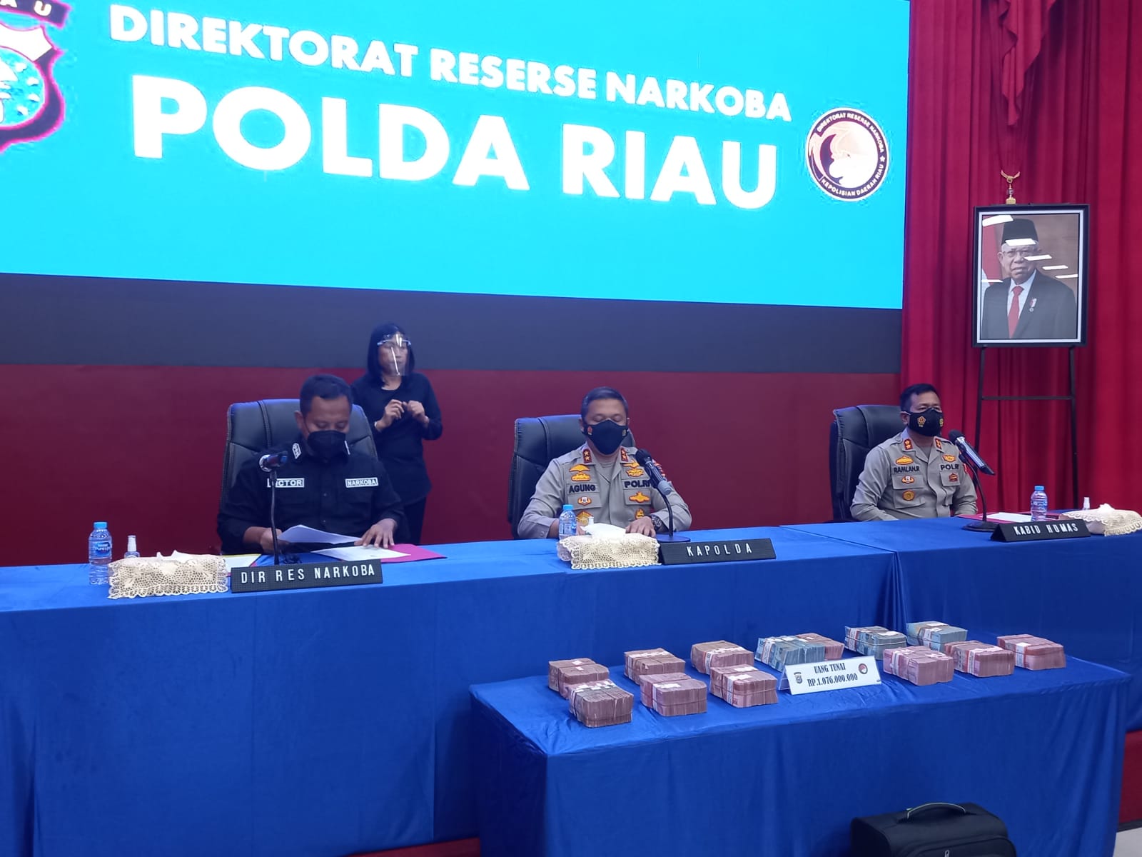 Polda Riau Sita Uang Tunai Rp1 Miliar di Kasus Narkotika 30 Kg Sabu