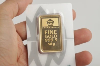 Awal Pekan, Harga Emas Antam Kembali Melemah