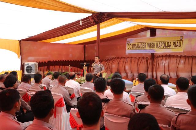 Kapolda Riau Melaksanakan Commander Wish di Polres Kep. Meranti
