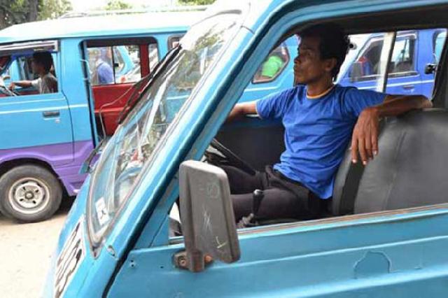 Sopir Angkot di Pekanbaru Diprioritaskan Jadi Sopir Bus TMP