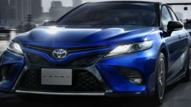 Toyota Camry Sport Mulai Dijual, Harganya Bisa Bikin Kaget