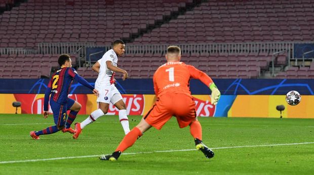 Mbappe Hat-trick, Les Parisiens Menang Telak 4-1